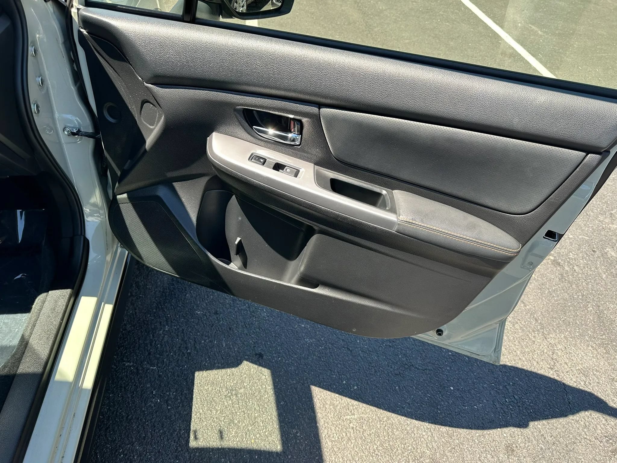 Used 2016 Subaru Crosstrek 2.0i Limited AWD/4WD image 19