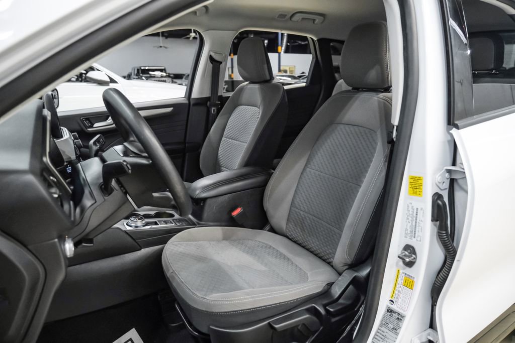 Used 2021 Ford Escape SE FWD image 33
