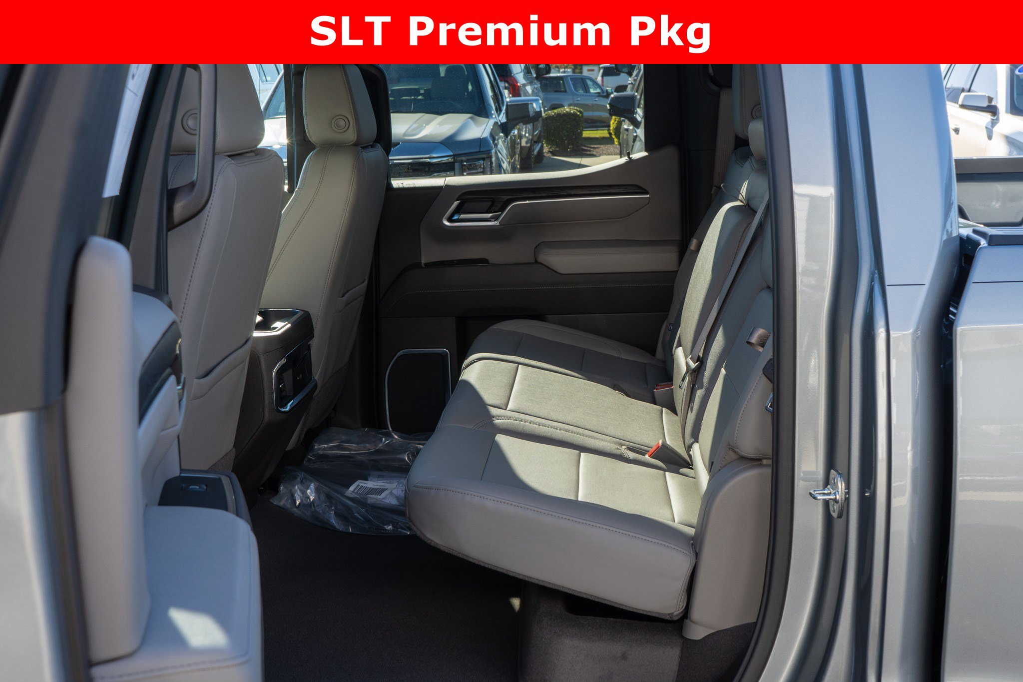 New 2026 GMC Sierra 1500 SLT w/ SLT Premium Package AWD/4WD image 19