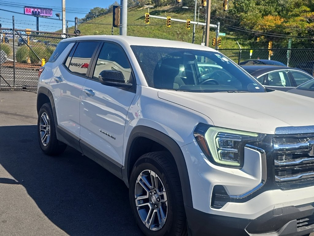Used 2026 GMC Terrain Elevation AWD/4WD image 2