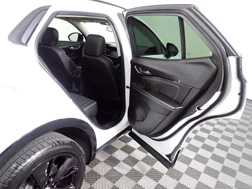 Used 2021 Buick Envision Essence w/ Technology Package I AWD/4WD image 37