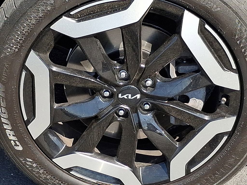 Certified 2024 Kia Telluride S w/ S Sunroof Package image 8