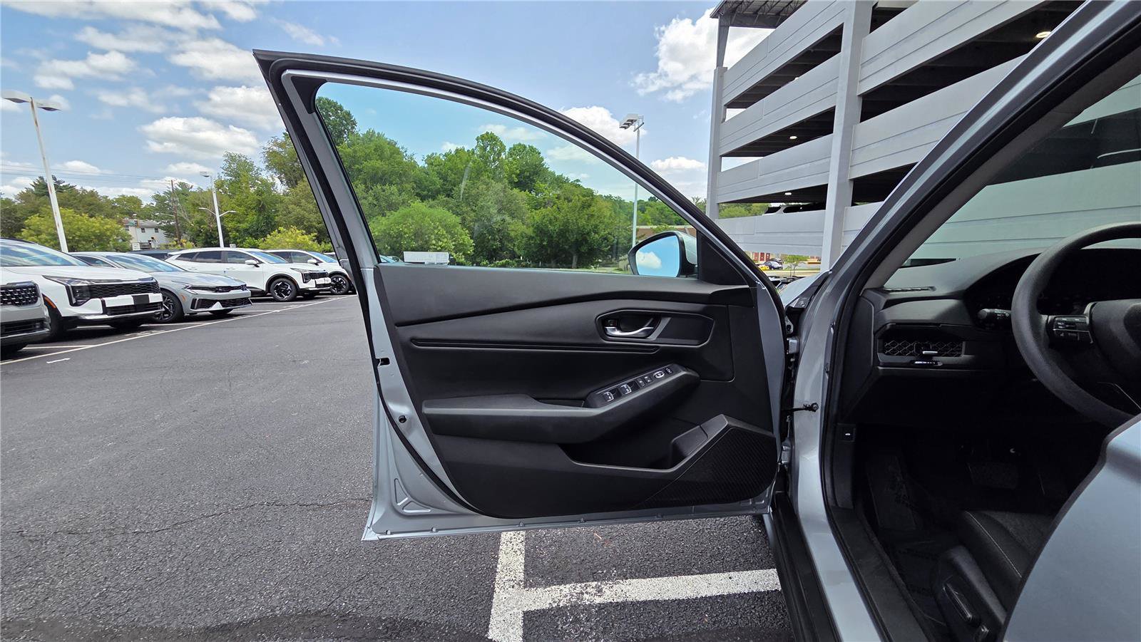 Used 2024 Honda Accord EX image 13