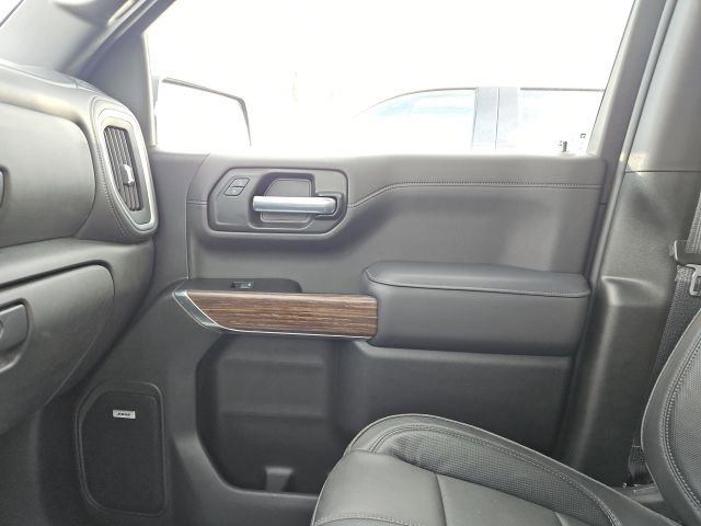 Used 2022 Chevrolet Silverado 1500 High Country image 40