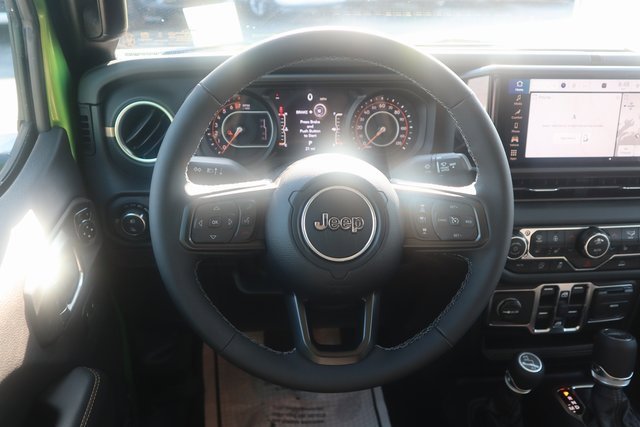 New 2025 Jeep Gladiator Sport image 4