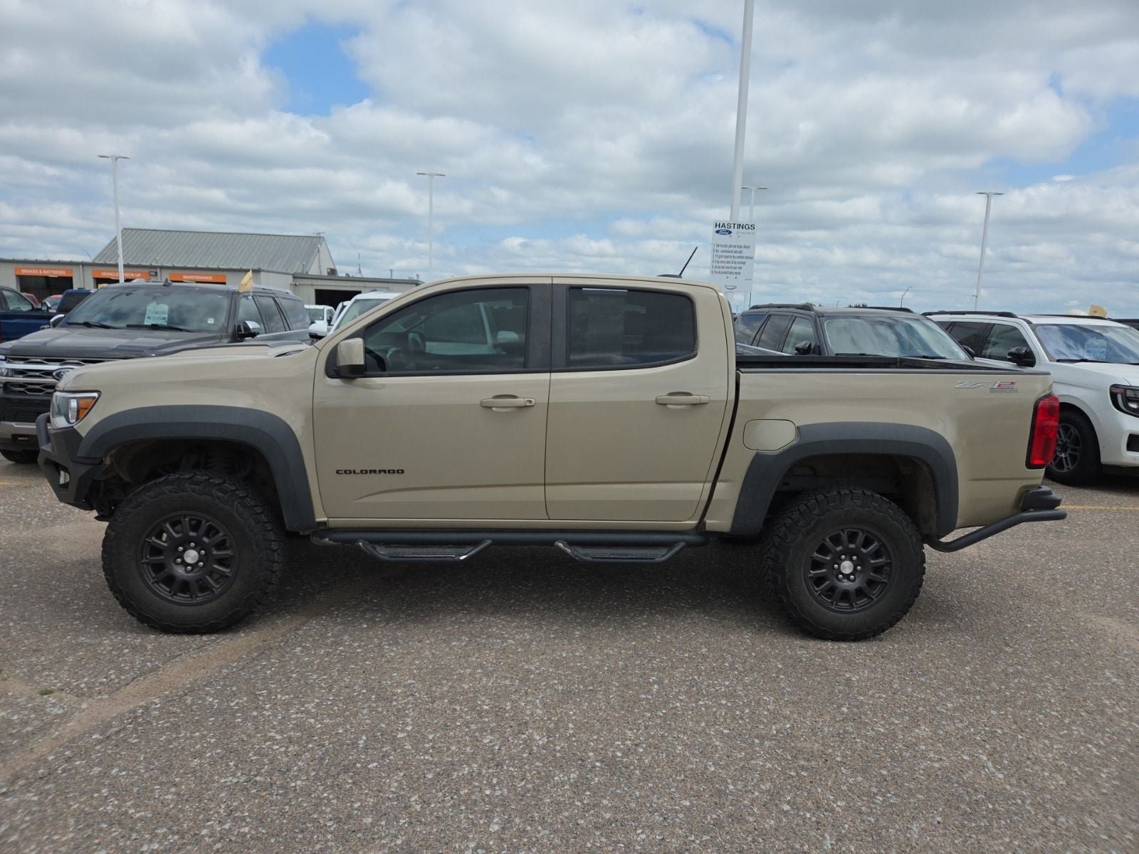 Used 2021 Chevrolet Colorado ZR2 w/ Colorado ZR2 Bison Edition AWD/4WD image 2