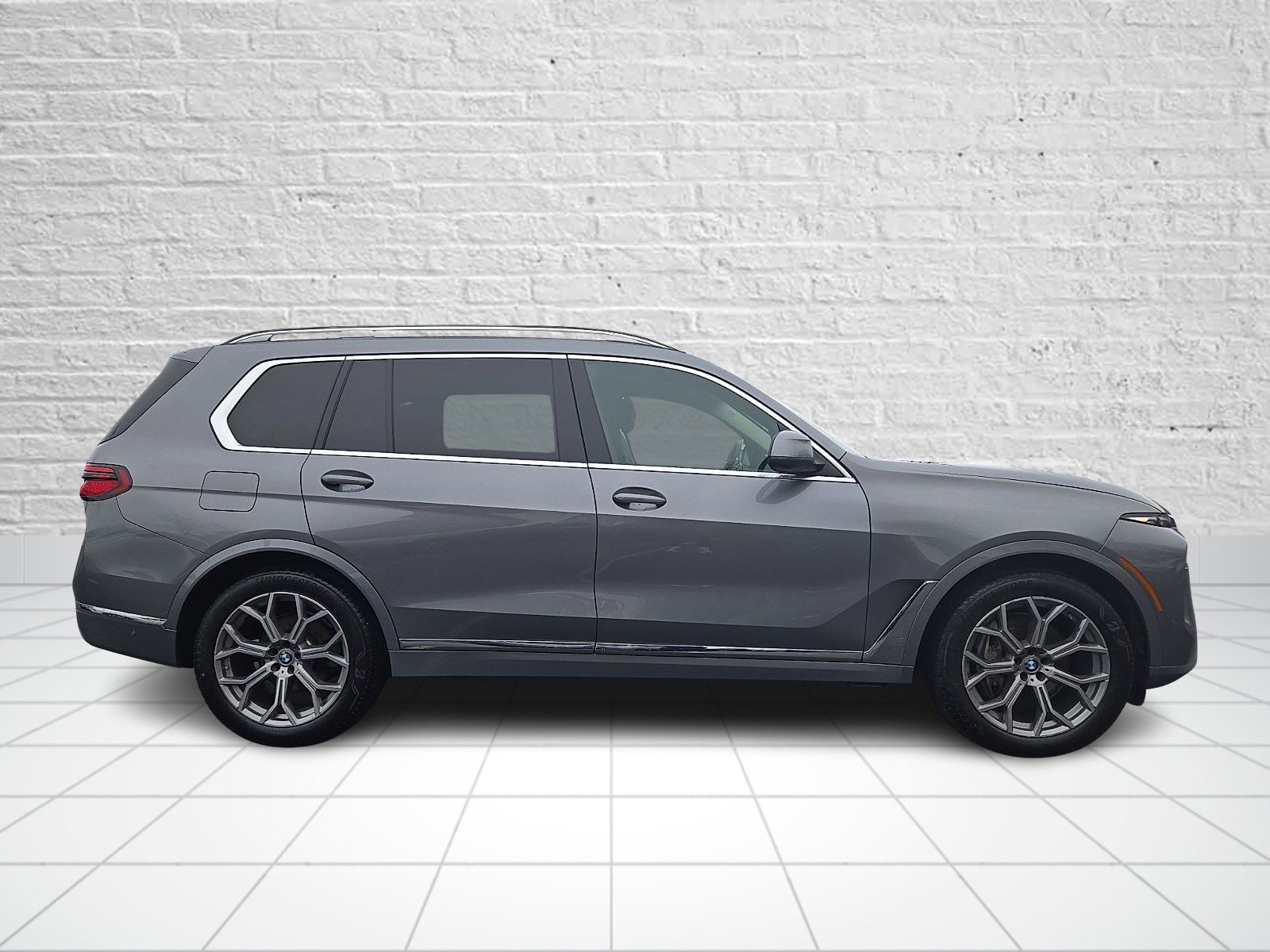 Used 2024 BMW X7 xDrive40i AWD/4WD image 7