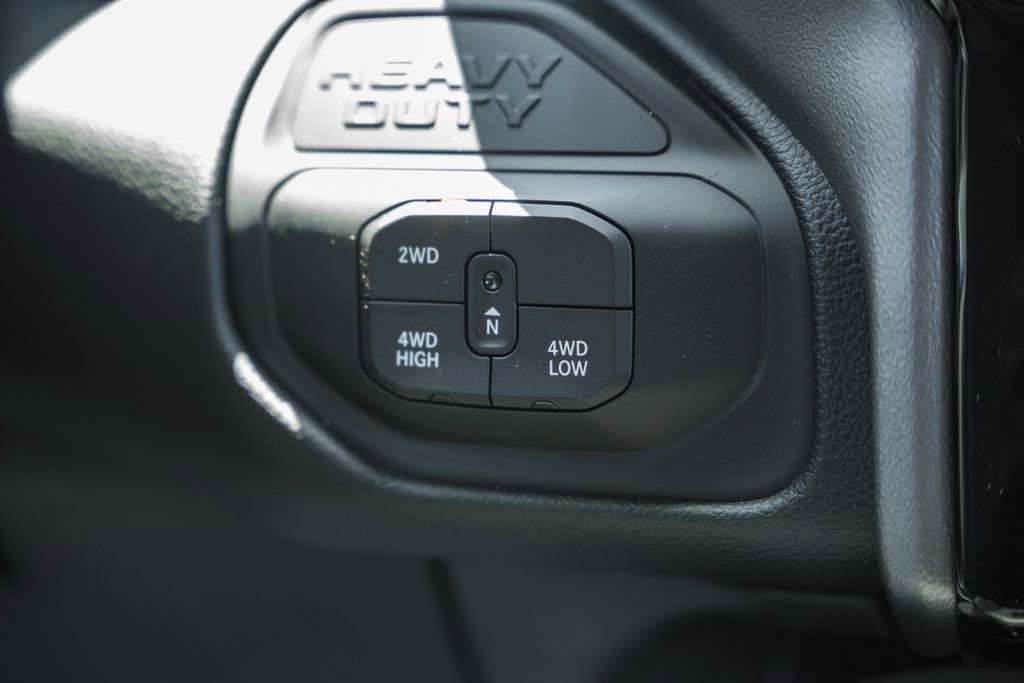 New 2026 RAM 2500 Big Horn AWD/4WD image 27