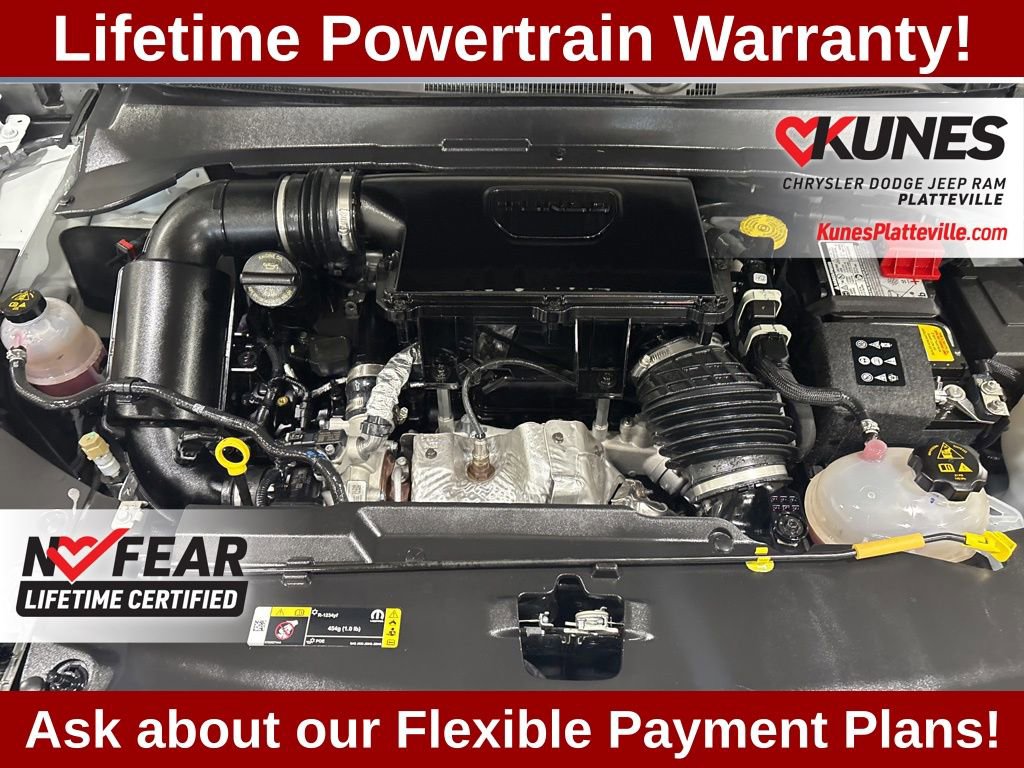 Used 2025 Jeep Compass Limited image 30