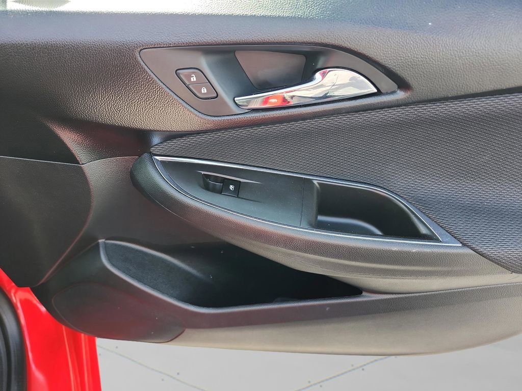 Used 2017 Chevrolet Cruze LS image 23