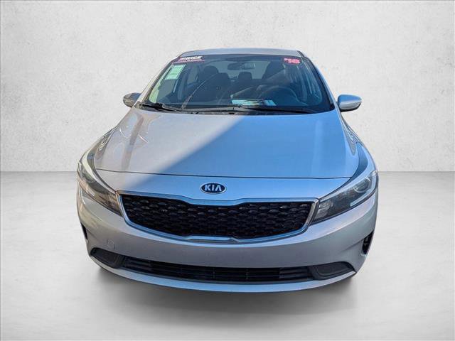 Used 2018 Kia Forte LX image 2