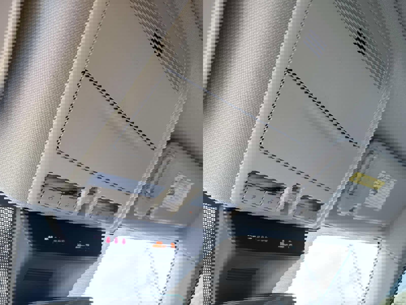 Used 2022 MAZDA MAZDA3 s image 34