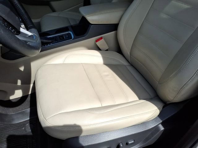 Used 2018 Ford Escape SEL FWD image 15