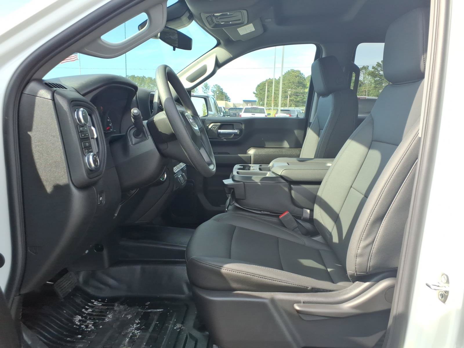 New 2026 GMC Sierra 1500 Pro w/ Pro Value Package AWD/4WD image 18