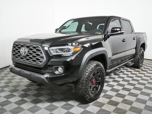 Used 2023 Toyota Tacoma TRD Off-Road w/ TRD Premium Off Road Package AWD/4WD image 11
