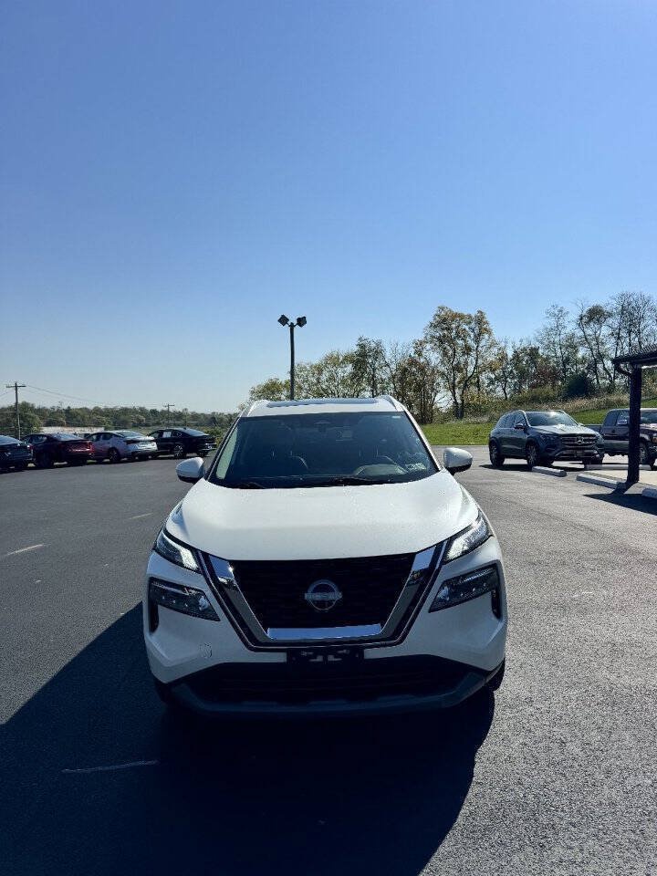 Used 2023 Nissan Rogue SV w/ SV Premium B Package AWD/4WD image 5