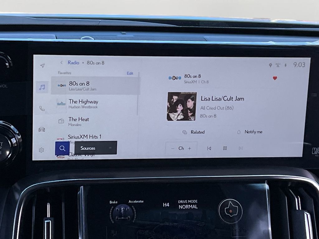 New 2026 Lexus LX 600 4WD w/ Luxury Package image 19