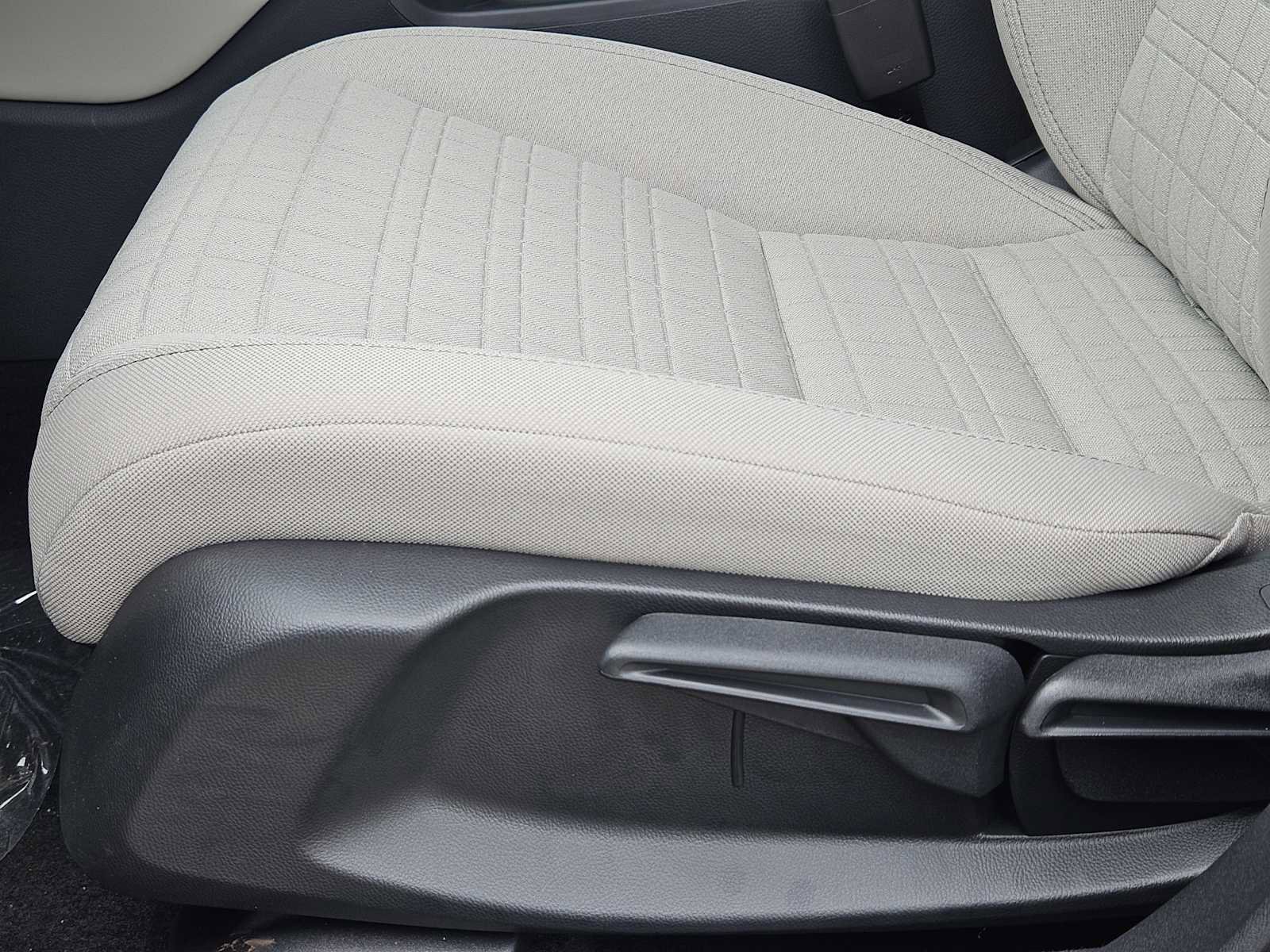 New 2026 Honda HR-V LX image 20