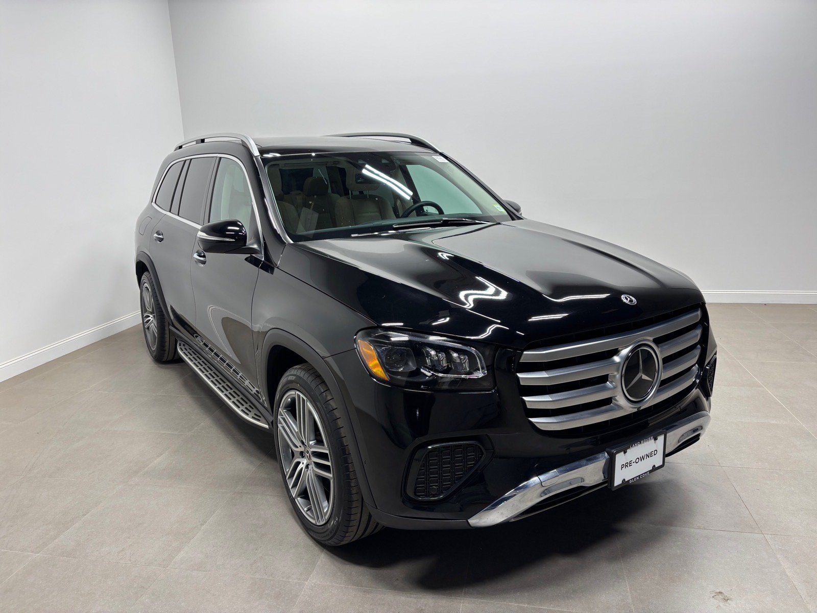 Used 2024 Mercedes-Benz GLS 450 4MATIC image 4