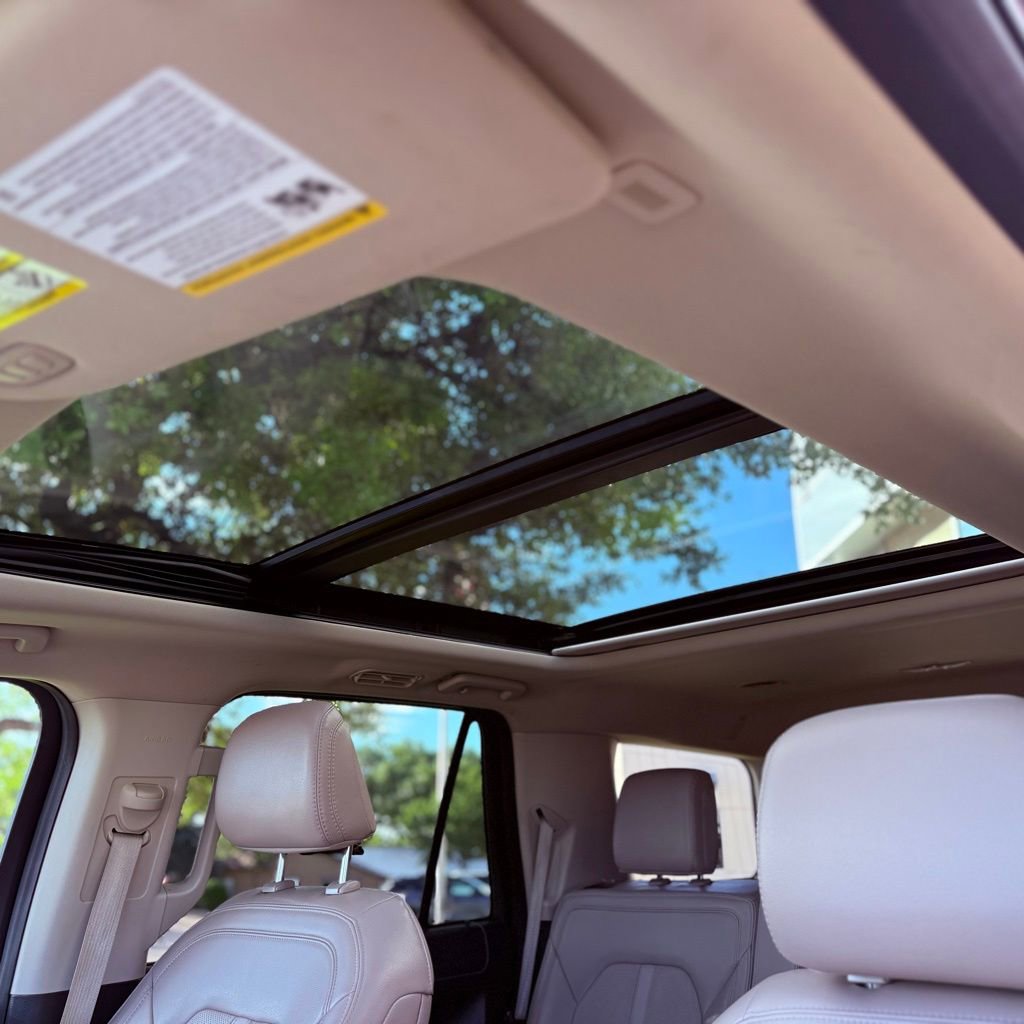 Used 2024 Ford Expedition Limited image 29