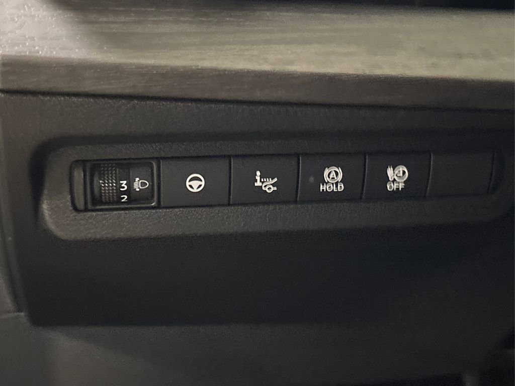 Used 2023 Nissan Ariya FWD image 37