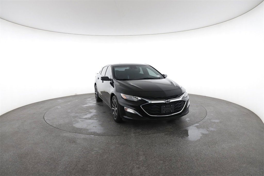 Used 2025 Chevrolet Malibu RS image 3