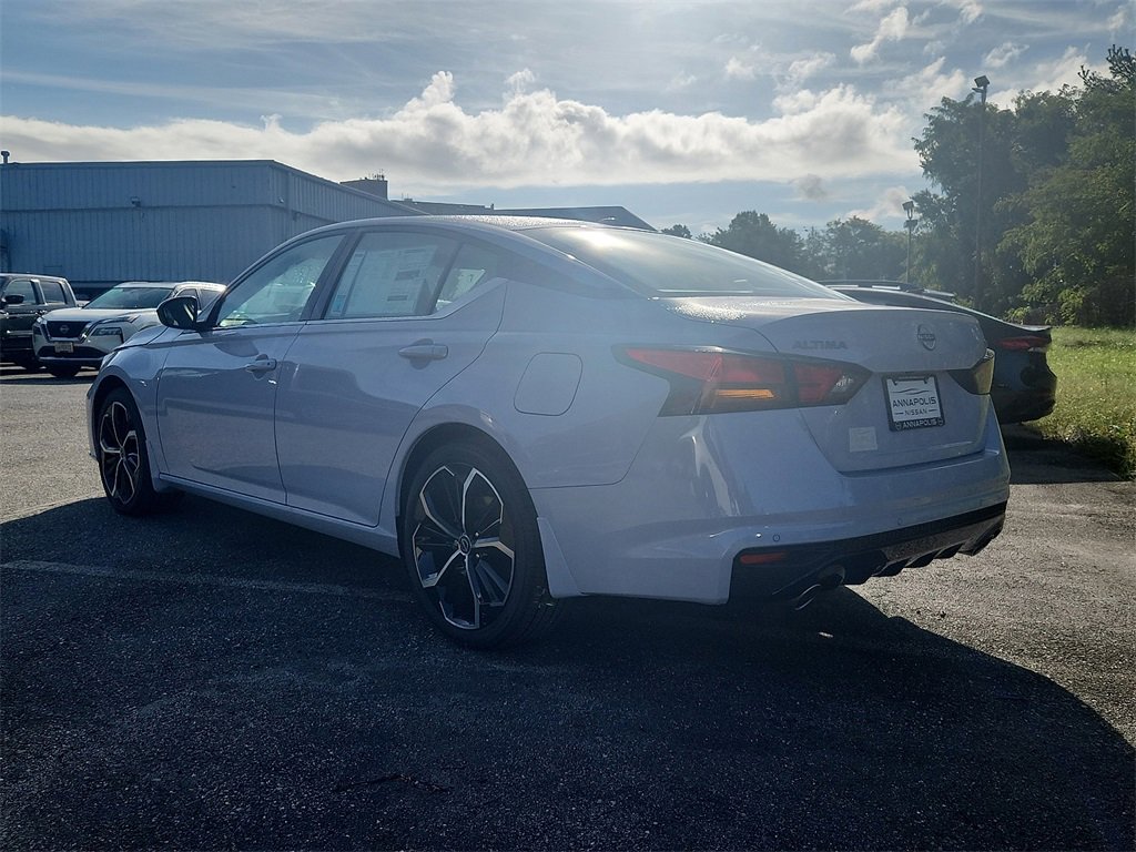 New 2025 Nissan Altima 2.5 SR w/ SR Premium Package video 3