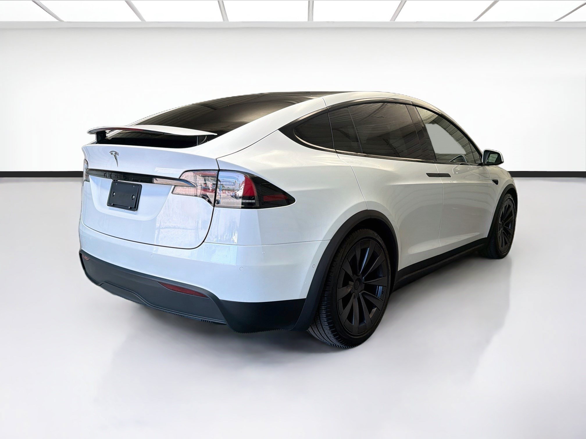 Used 2022 Tesla Model X AWD/4WD image 4