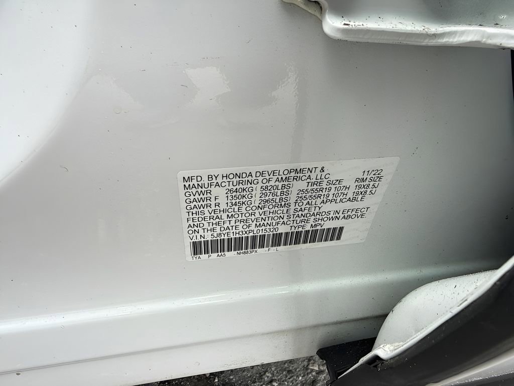 Used 2023 Acura MDX SH-AWD image 28