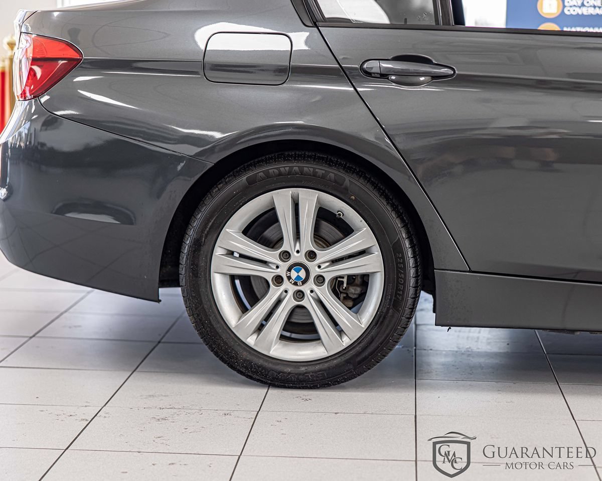 Used 2016 BMW 328i xDrive Sedan AWD/4WD image 10