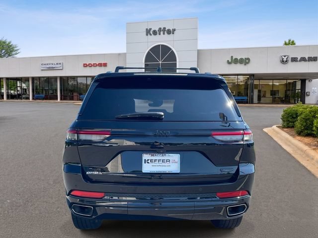 Certified 2024 Jeep Grand Cherokee Summit AWD/4WD image 5