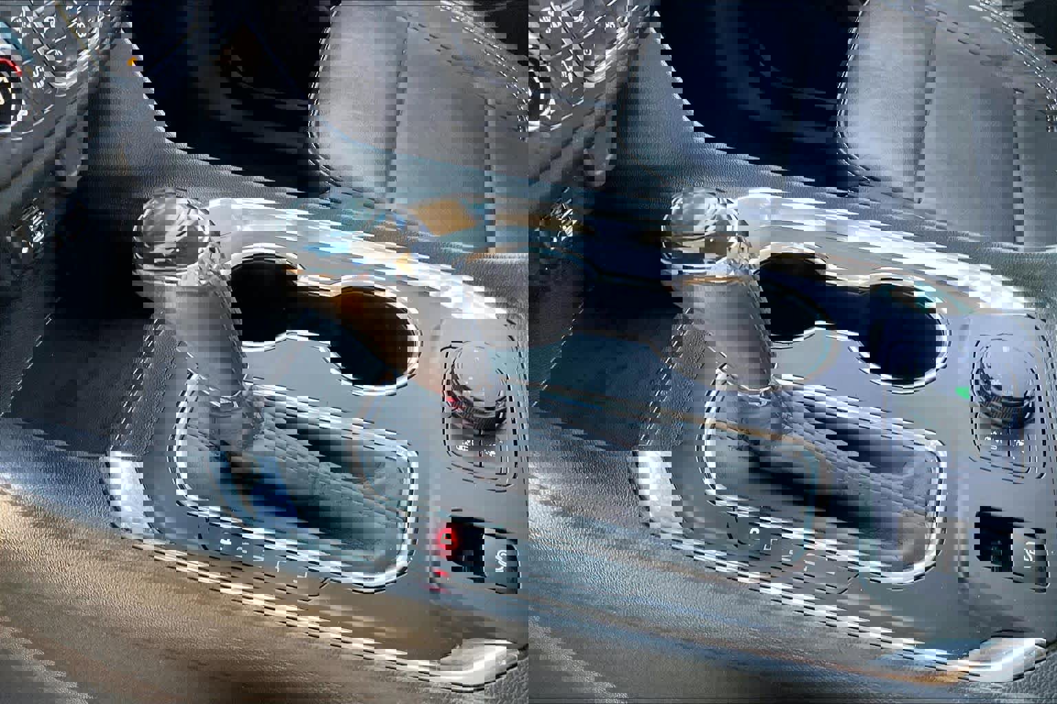 Used 2020 Chevrolet Traverse RS image 15