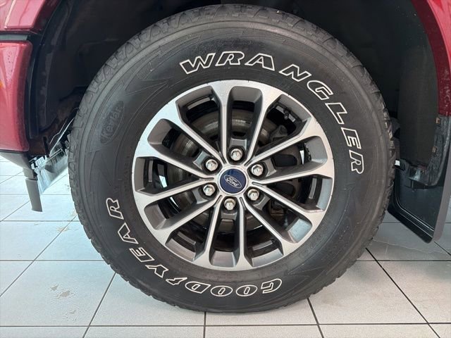 Used 2018 Ford F150 XLT w/ Equipment Group 302A Luxury image 11