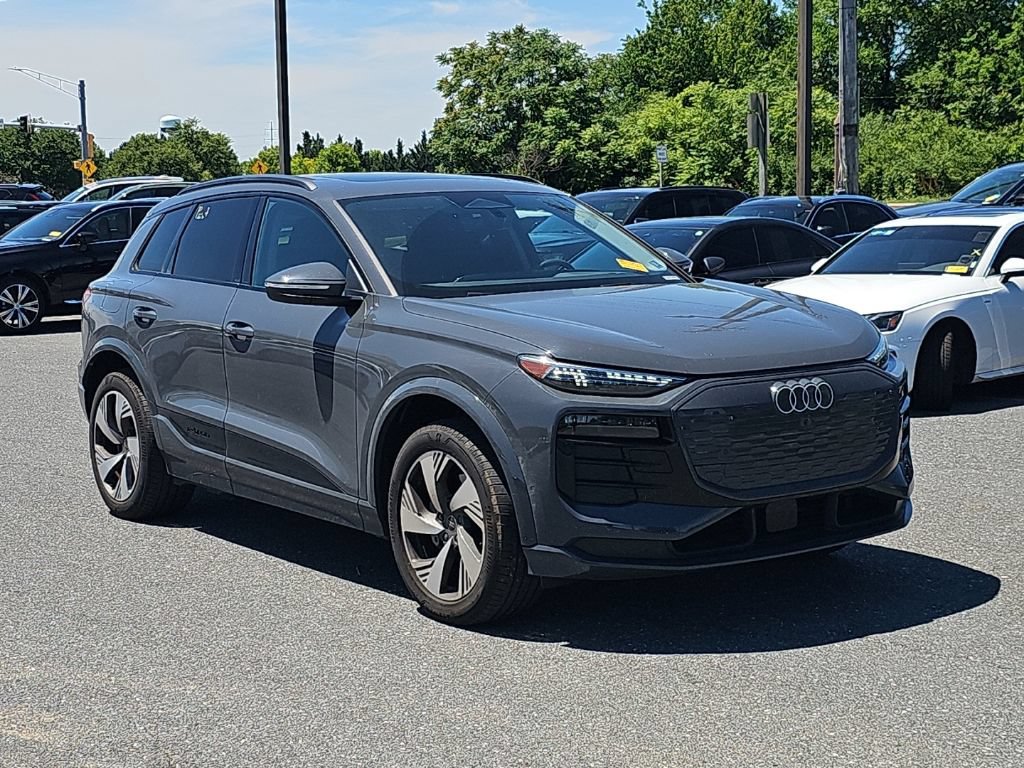 Certified 2025 Audi Q6 e-tron Premium Plus w/ Premium Plus AWD/4WD image 1