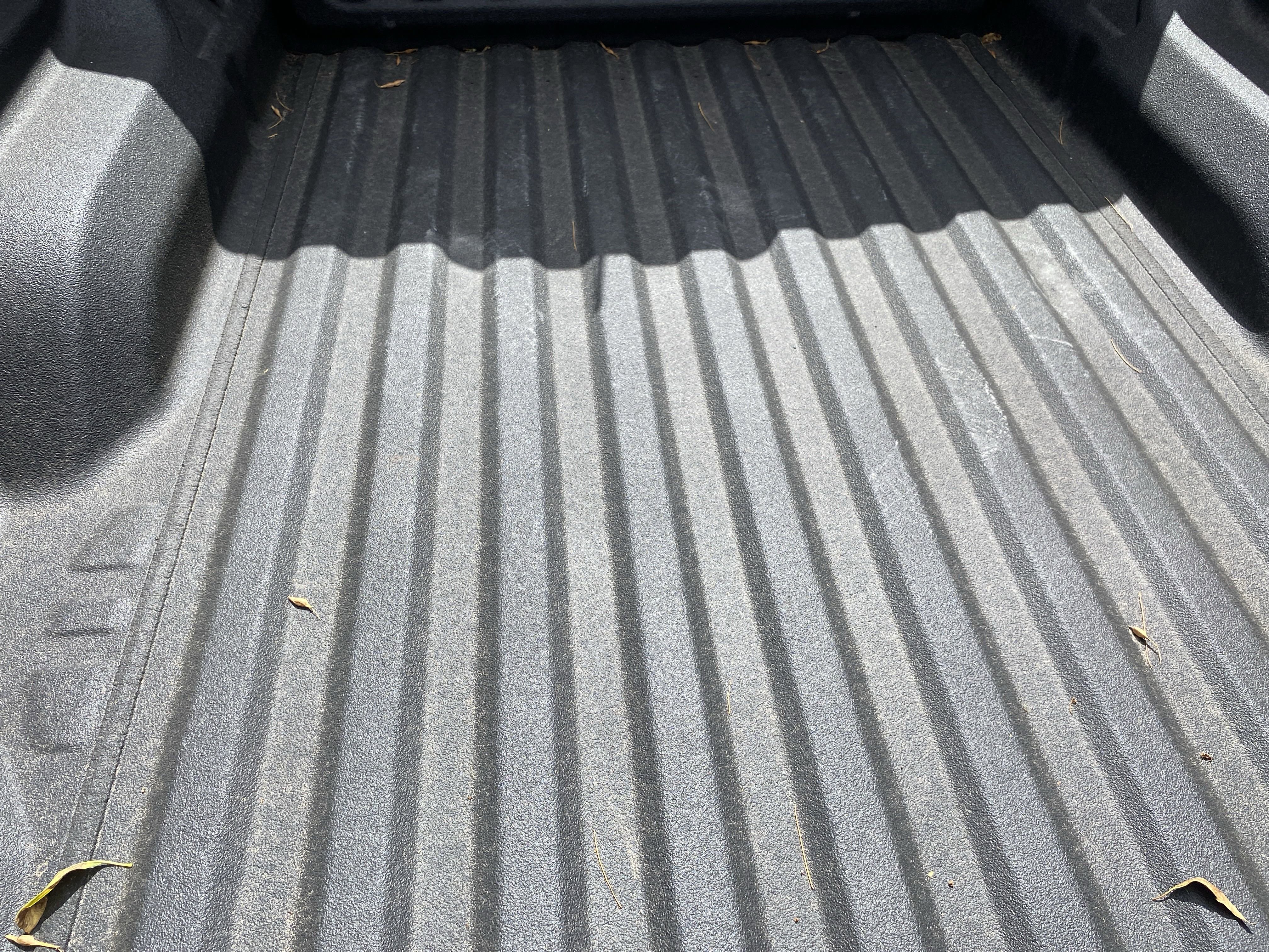 Used 2025 Chevrolet Colorado W/T image 20