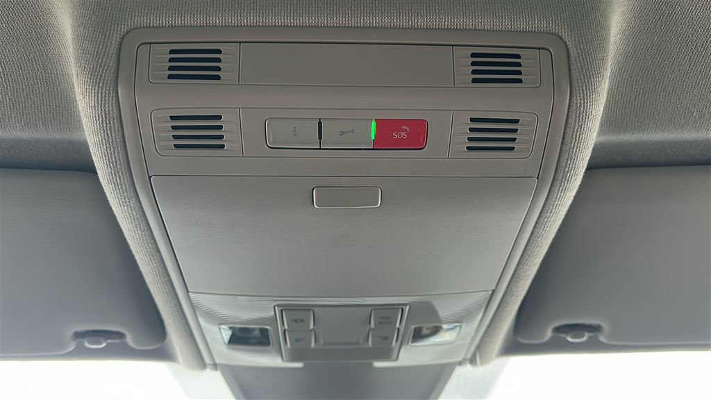 Used 2023 Volkswagen Tiguan S image 30