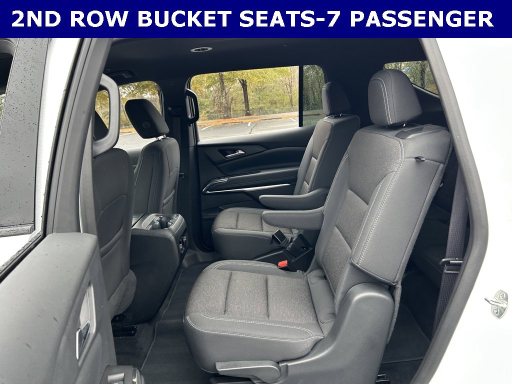 Used 2024 Chevrolet Traverse LT image 6