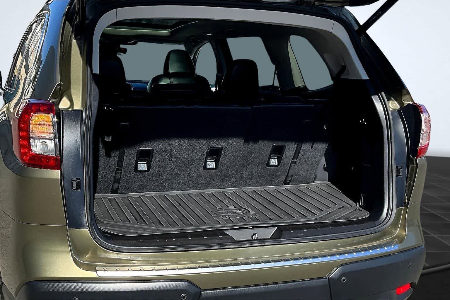 Used 2024 Subaru Ascent Limited w/ Technology Package image 19