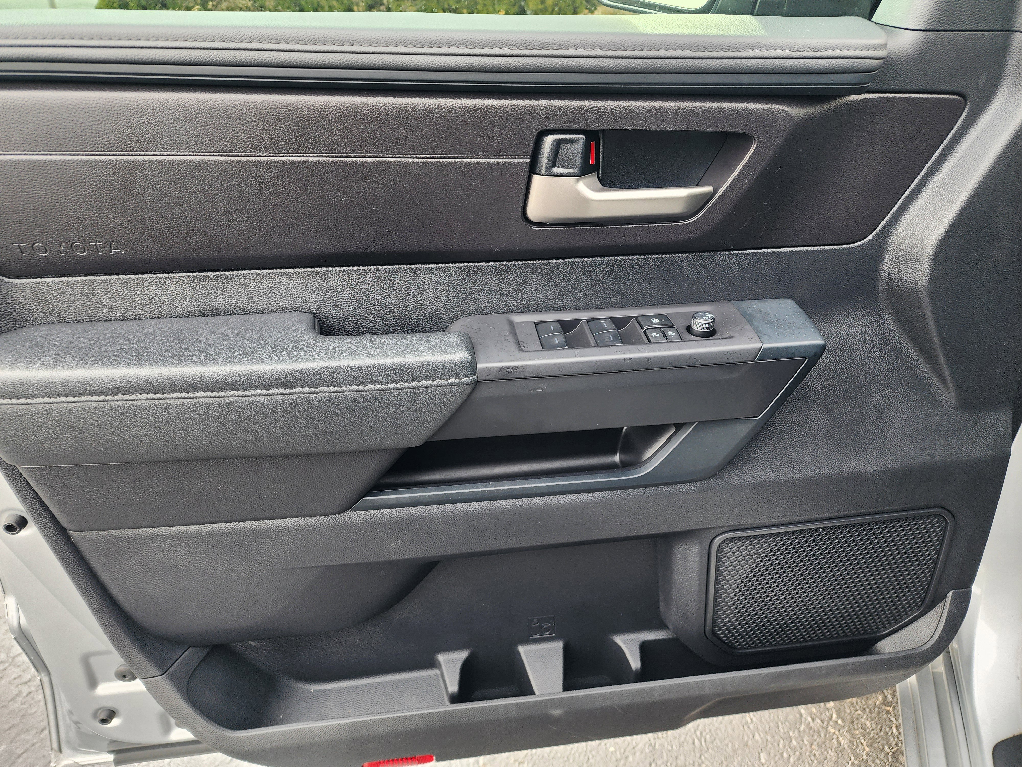 Used 2023 Toyota Tundra SR5 w/ SR5 Convenience Package RWD image 21