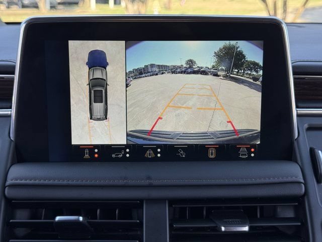 Used 2024 Chevrolet Tahoe High Country w/ Advanced Technology Package AWD/4WD image 18
