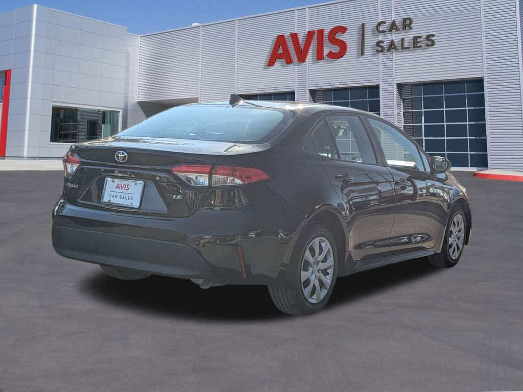 Used 2025 Toyota Corolla LE image 6