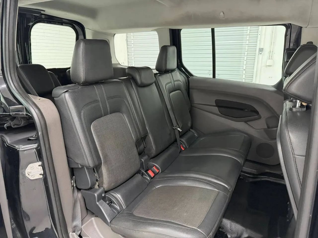 Used 2020 Ford Transit Connect XL FWD image 16