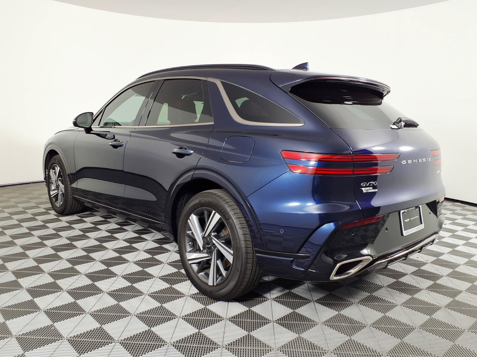 Certified 2026 Genesis GV70 3.5T Sport Advanced AWD/4WD image 6