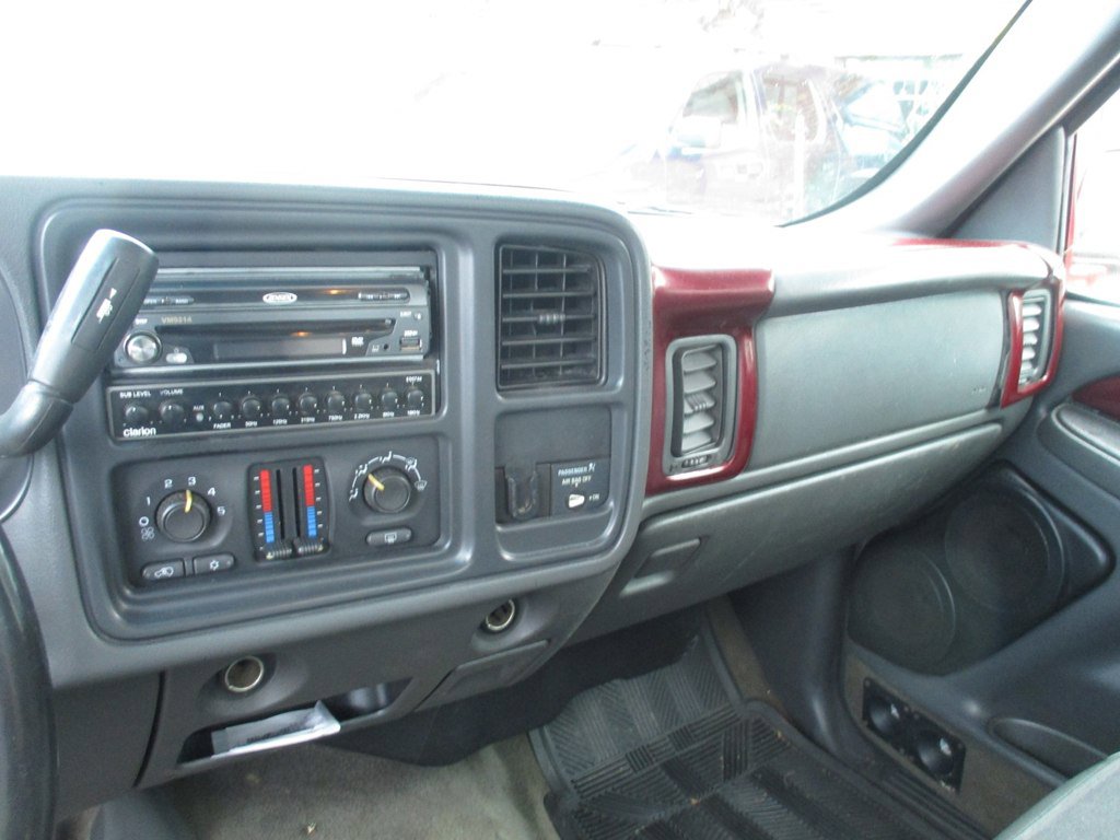 Used 2003 GMC Sierra 1500 SLE image 10