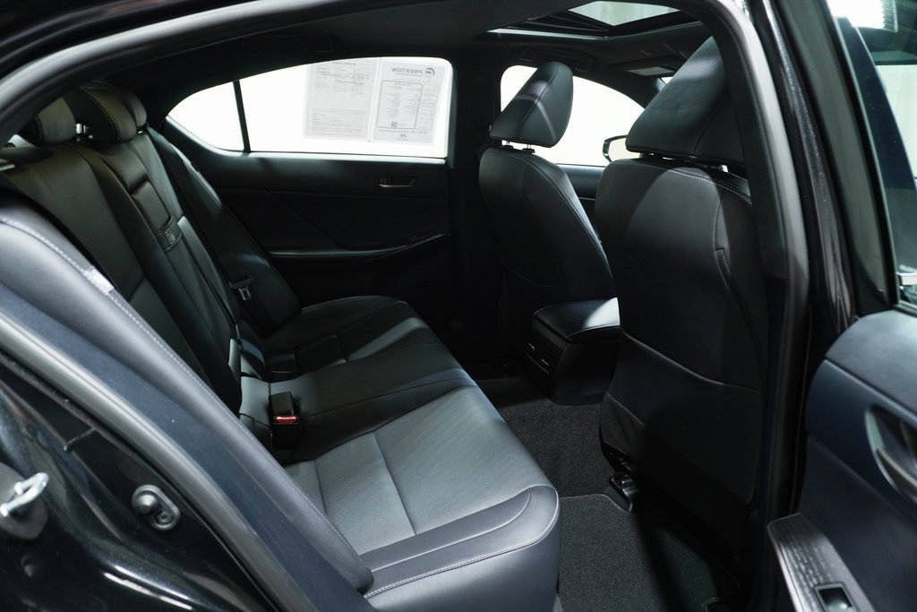 Used 2025 Lexus IS 300 w/ Premium Package image 13