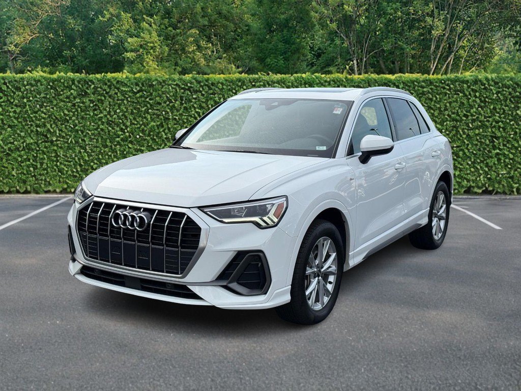 Used 2025 Audi Q3 2.0T Premium AWD/4WD image 8