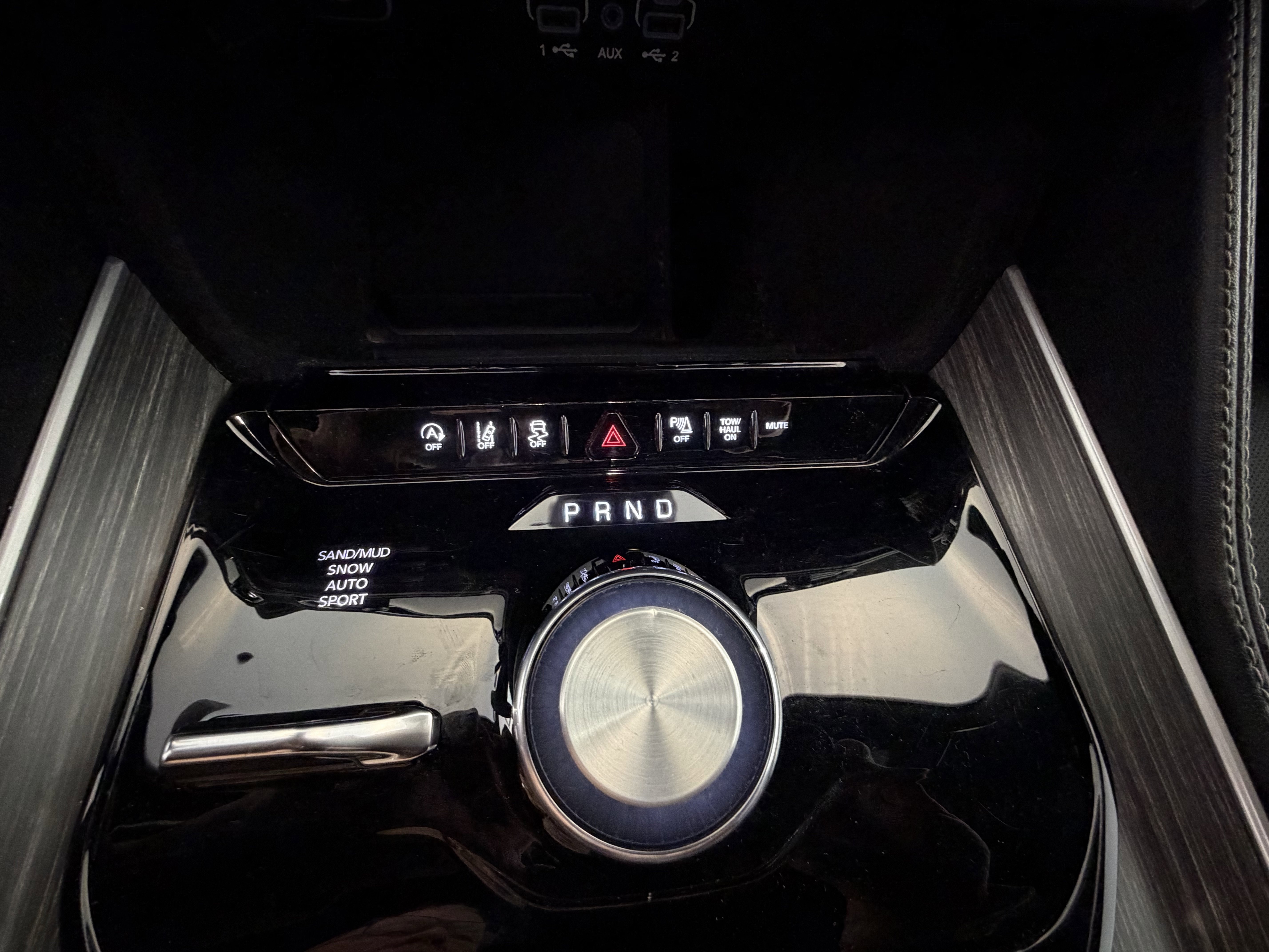 Used 2024 Jeep Wagoneer Series II image 29