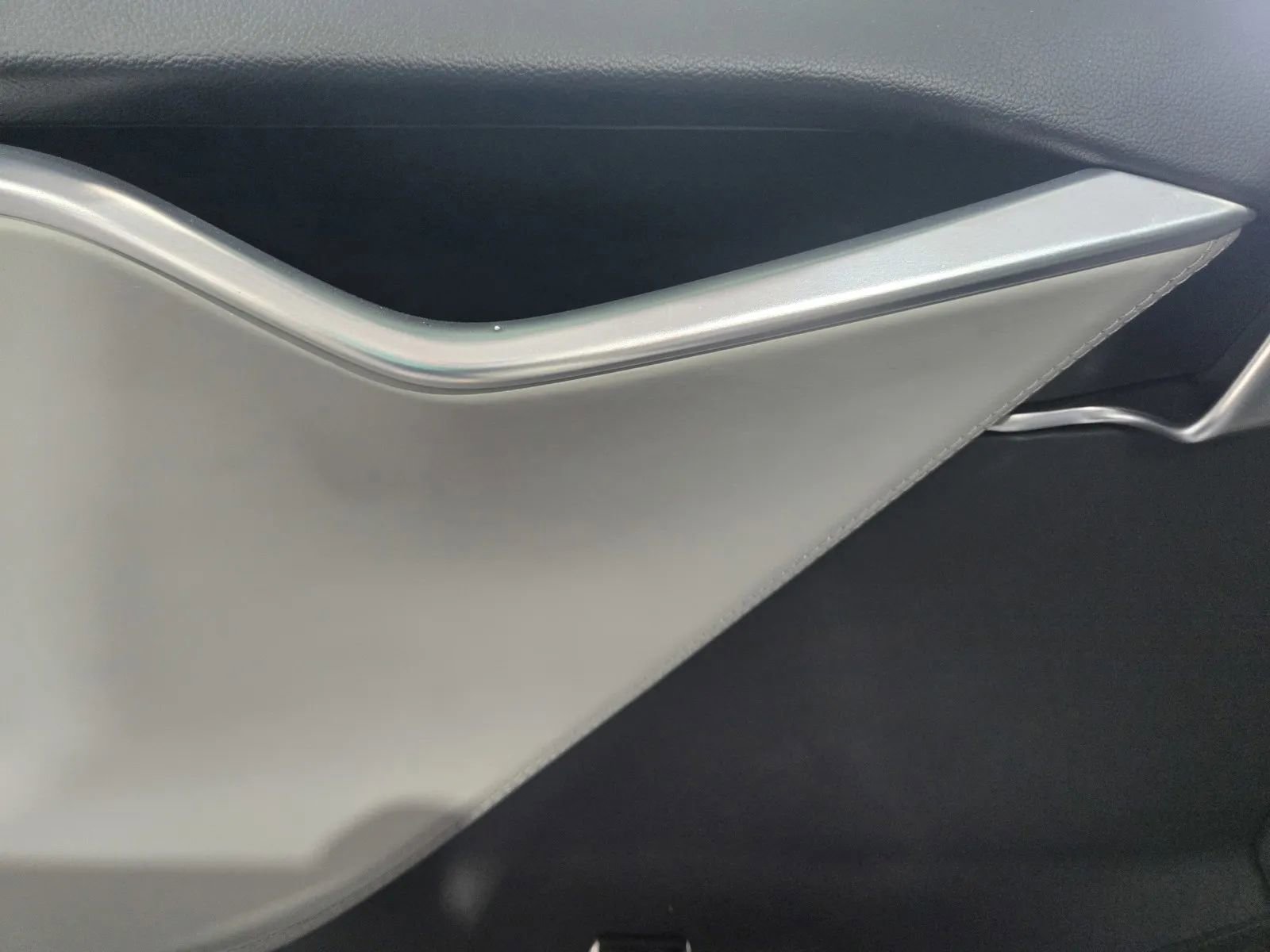 Used 2013 Tesla Model S Performance RWD image 10
