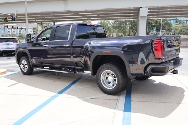 New 2026 GMC Sierra 3500 Denali w/ Denali Reserve Package AWD/4WD image 5