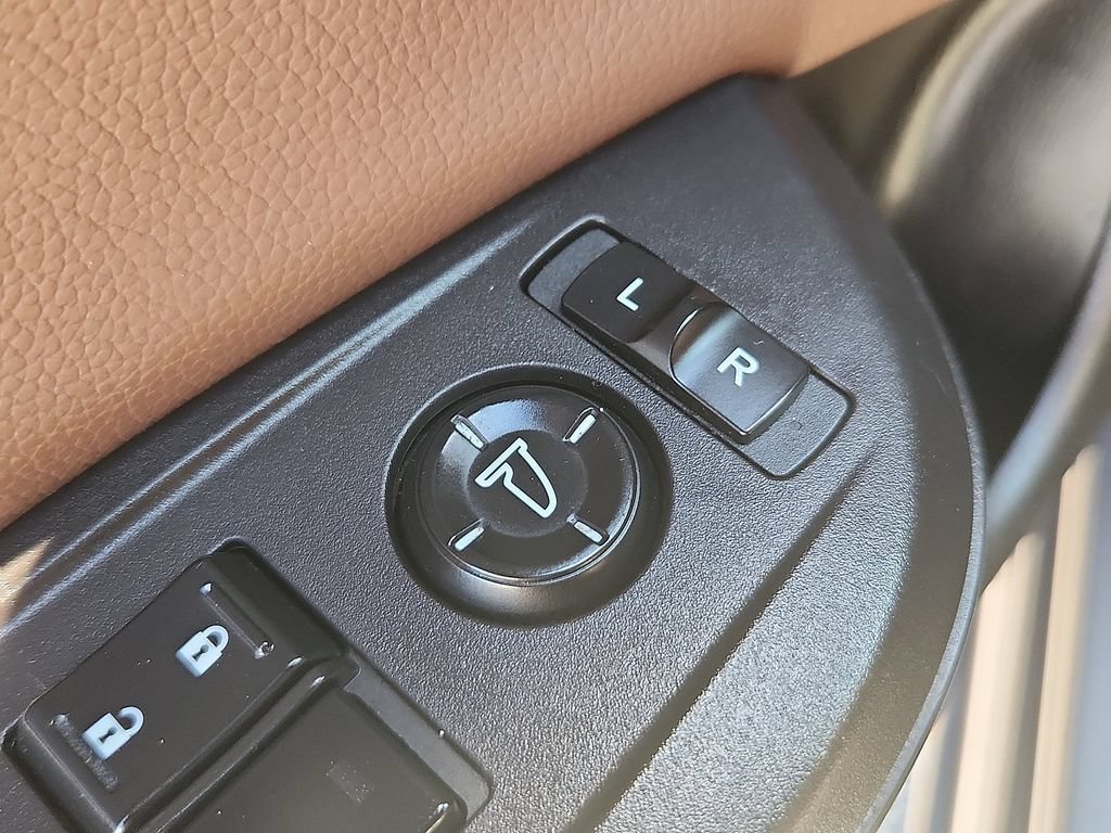 Used 2019 Acura ILX FWD image 19
